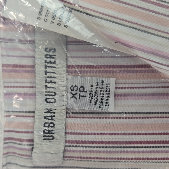 Urban Outfitters UO Party Girl Cotton-Blend Button Down Sleeveless Shirt Sz XS - Picture 5 of 8